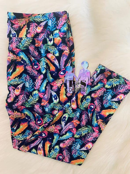 FEATHERS CAPRI